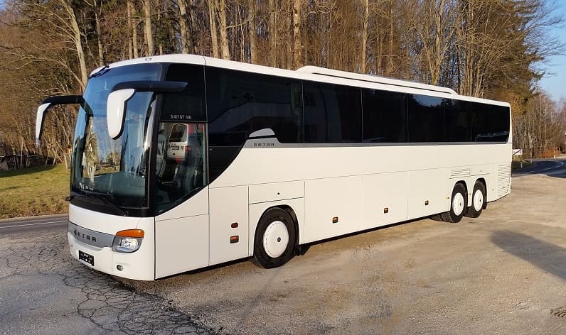 Buses hire in Uherské Hradiště